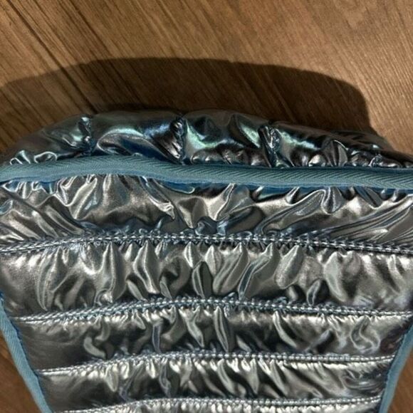 Marc Jacobs Perfect  Plush Travel Bag - Picture 3 of 7